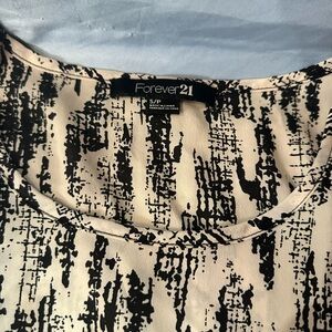 Forever 21 Abstract Black and Cream Dress